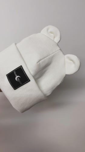 Czapka 44-47 cm śmietanka 