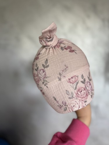 Chustka Muślin - kwiaty na różu newbie styl wz 16
