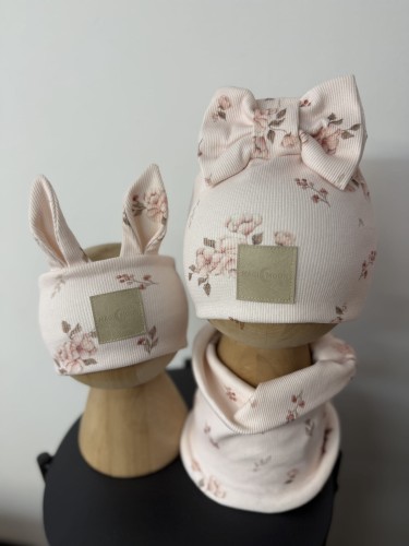 Zestaw na obwod głowy obwod głowy 46-49 cm czapka komin opaska na innej aukcji 